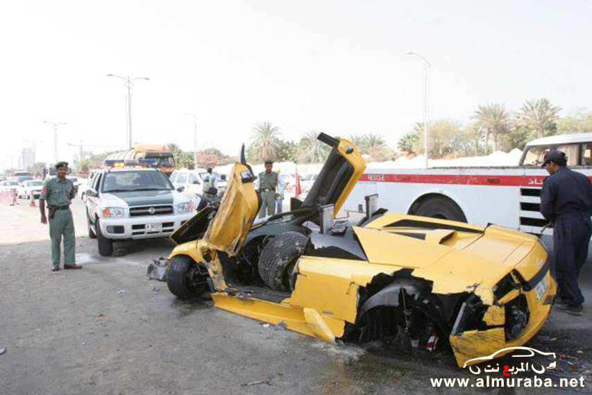 حادث لامبرغيني و بي ام دبليو bmw في دبي ( صور ) 15