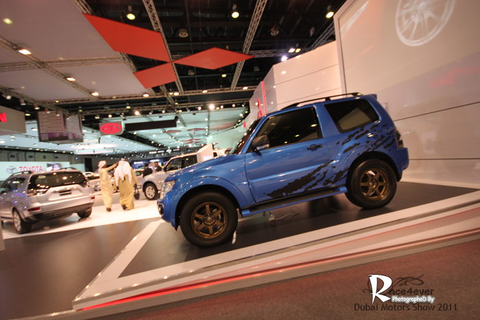 تغطية معرض دبي للسيارات 2011 بالصور Dubai Motor Show 2011 237