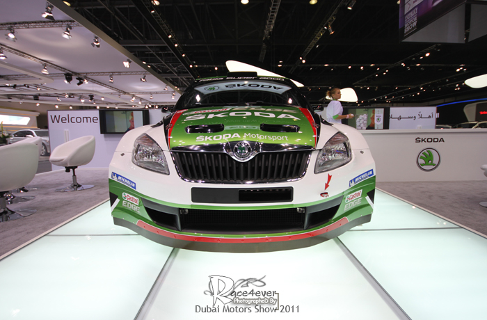 تغطية معرض دبي للسيارات 2011 بالصور Dubai Motor Show 2011 177