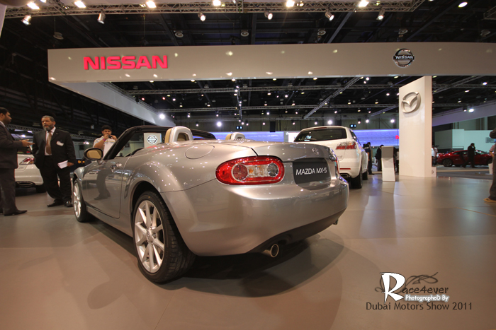 تغطية معرض دبي للسيارات 2011 بالصور Dubai Motor Show 2011 236