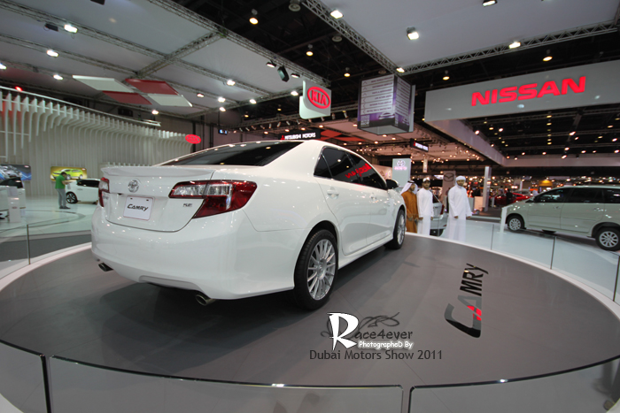 تغطية معرض دبي للسيارات 2011 بالصور Dubai Motor Show 2011 69