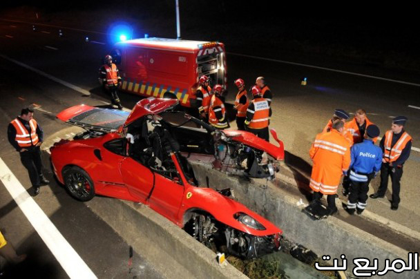 حادث فيراري مروع "يقسم" السيارة الى نصفين بسبب السرعة الزائدة ذهب ضحيته الجميع Ferrari F430 26