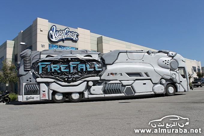 شاحنة الالعاب المتحركة للترويج عن العاب "FireFall" المجانية المصممة والمجهزة بأحدث وسائل الترفية والراحة 2