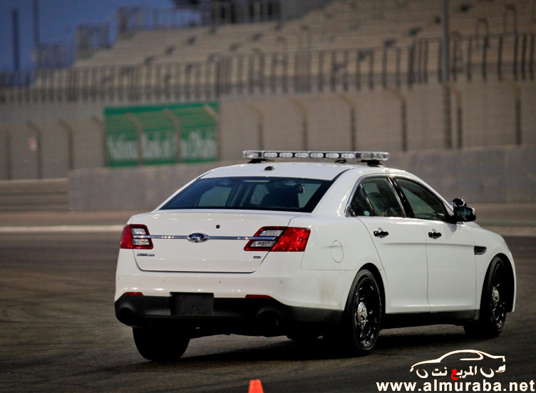 شرطة دبي تستعين بجيب لكزس في سيارتها وابوظبي بسيارات فورد هي والسعودية والبحرين بالصور 12