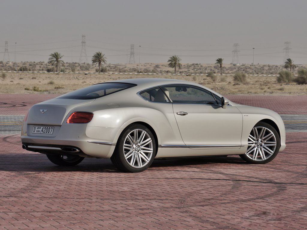 تجربة سرعة قيادة بنتلي كونتيننتال جي تي الجديدة في مدينة دبي Bentley Continental GT 4