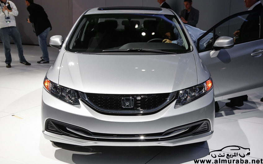 هوندا سيفيك 2013 بالشكل الجديد كلياً صور واضحة واسعار ومواصفات Honda Civic 2013 34