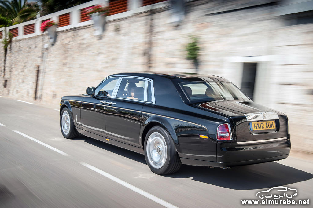 رولز رويس تستدعي سيارتها فانتوم 2013 بعد إكتشاف مشاكل في تقليل الكهرباء Rolls-Royce Phantom 5
