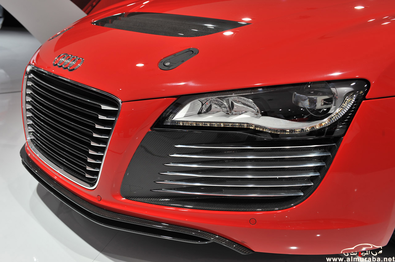 اودي ار 8 2013 في معرض شيكاغو للسيارات Audi R8 2013 33