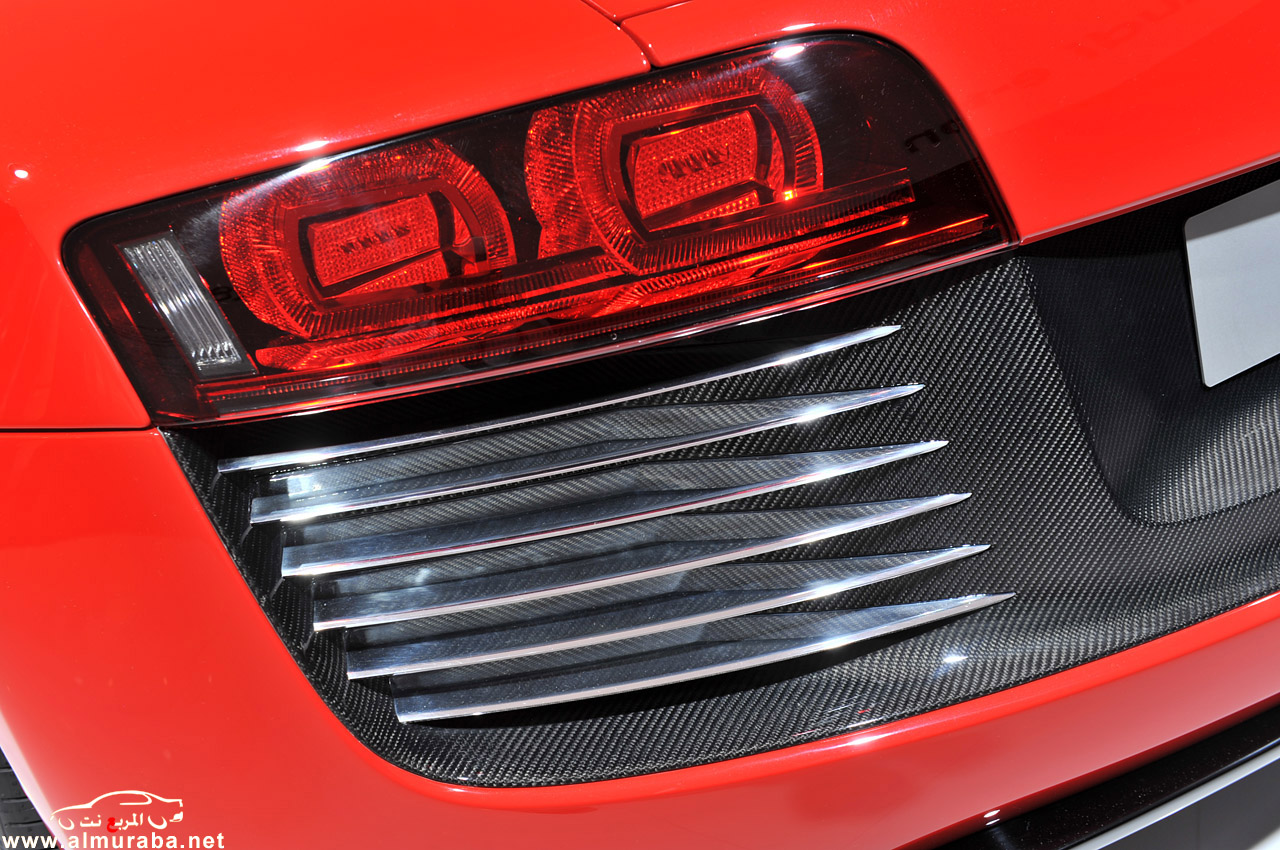اودي ار 8 2013 في معرض شيكاغو للسيارات Audi R8 2013 37