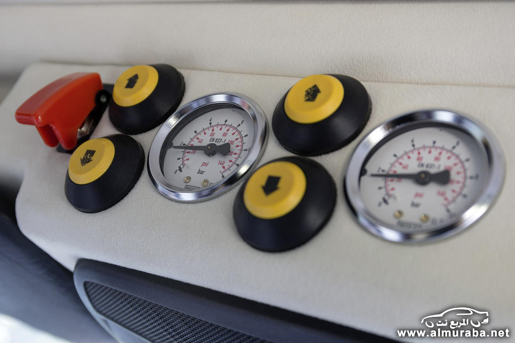 مرسيدس بنز تعلن عن سيارتها ذات الدفع السداسي في دبي بالصور والتفصيل Mercedes G63 AMG 6×6 29