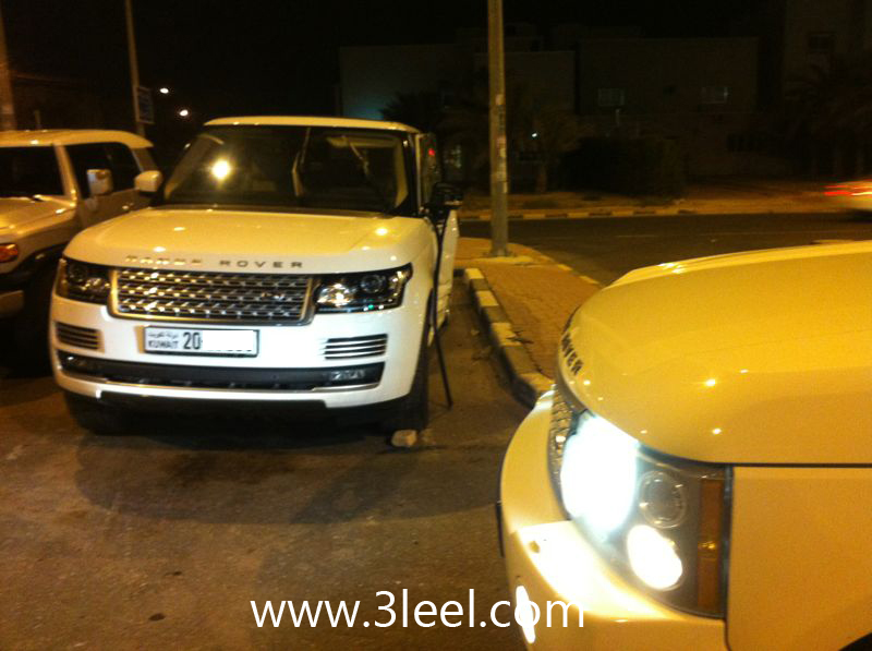 "بالصور" اول حادث لسيارة رنج روفر 2013 الجديد كلياً في دولة الكويت 10