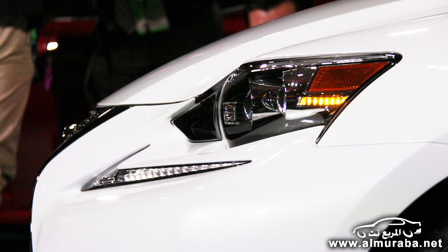 تدشين لكزس اي اس 2014 الجديدة كلياً رسمياً بالصور عالية الدقة Lexus IS 2014 14