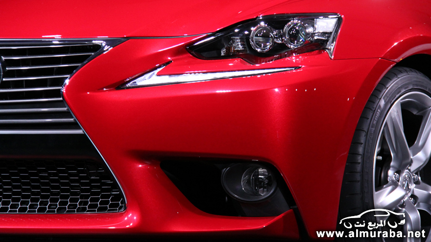 تدشين لكزس اي اس 2014 الجديدة كلياً رسمياً بالصور عالية الدقة Lexus IS 2014 10