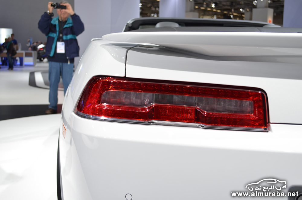 شيفروليه كامارو 2014 المكشوفة تكشف نفسها في معرض فرانكفورت للسيارات Chevrolet Camaro 8