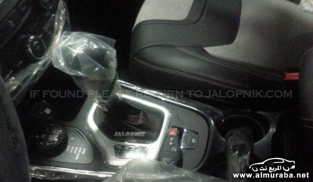 تسريب صور من الداخل والخارج لجيب شيروكي 2014 بشكلها الجديد كلياً مع بعض المواصفات Jeep 2014 5