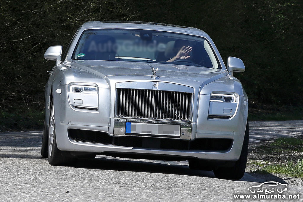 "بالصور" رولزرويس جوست 2014 تستعد لأول عملية تجميل لها Rolls-Royce Ghost 4