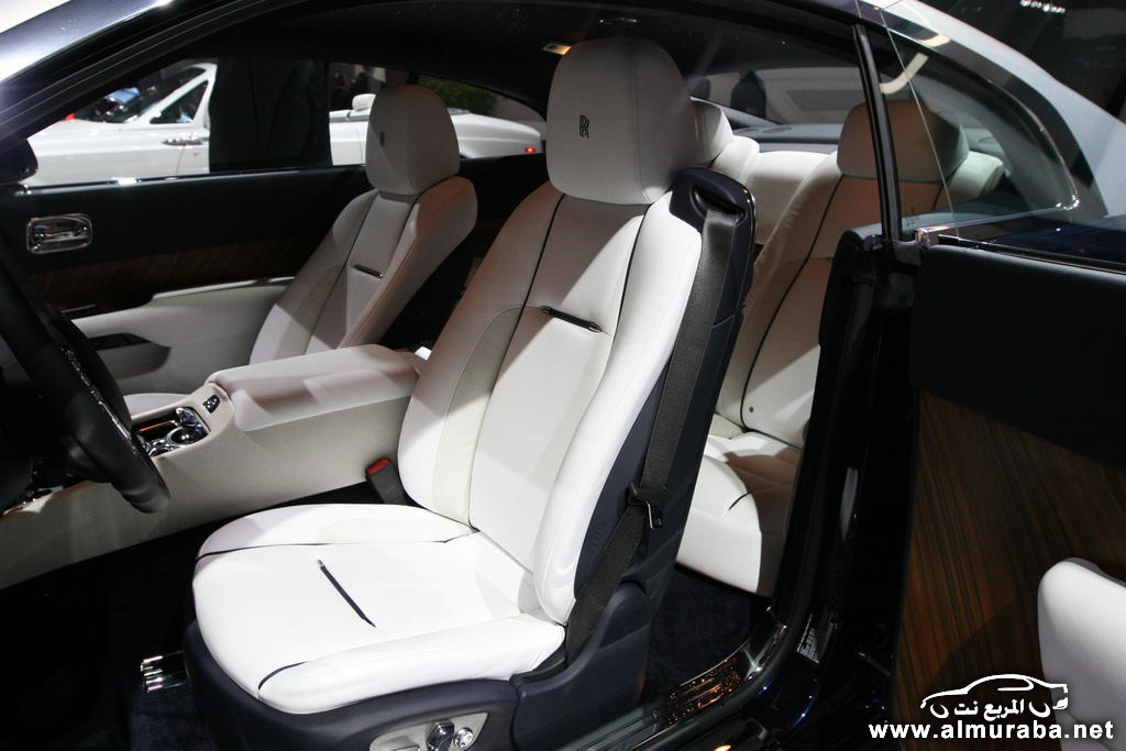 رولز رويس تعرض سيارتها الشبح في معرض نيويورك للسيارات Rolls-Royce Wraith 45