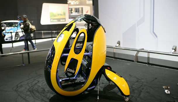 "بالصور" شركة هيونداي تصنع اغرب سيارة صغيرة على شكل بيضة Hyundai E4U 10