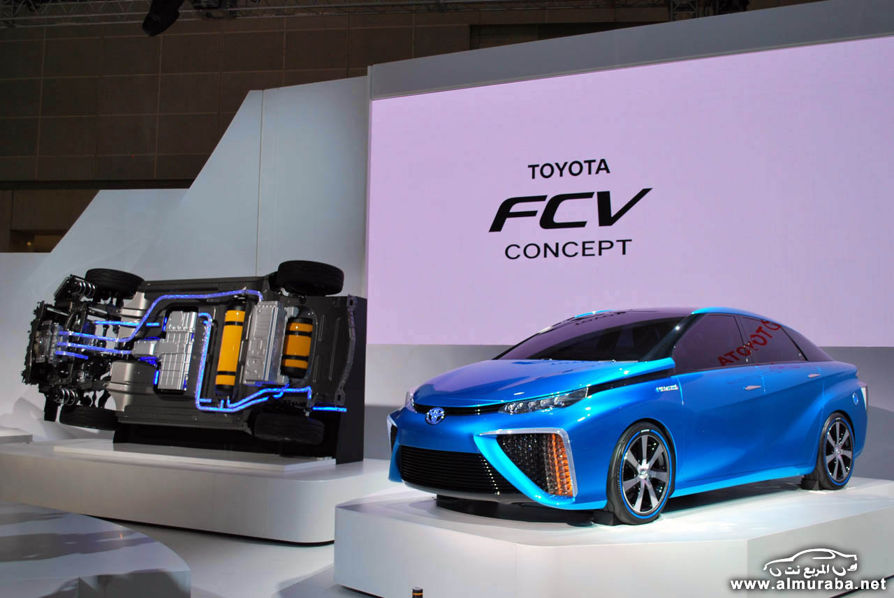 2013-Tokyo-Concept-Cars-Toyota-FCV-Picture-227cec4