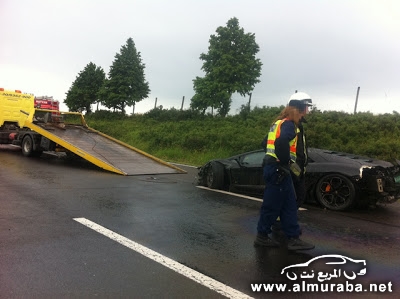 "بالصور" حادث تحطم سيارة لامبورجيني افنتادور في المجر Lamborghini Aventador 4