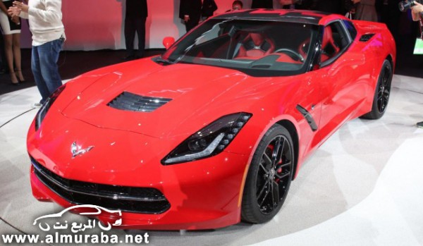 Detroit-2013-Corvette-Stingray-640x373