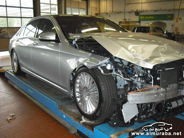 Mercedes-SClass-W222-Crash-5[2]