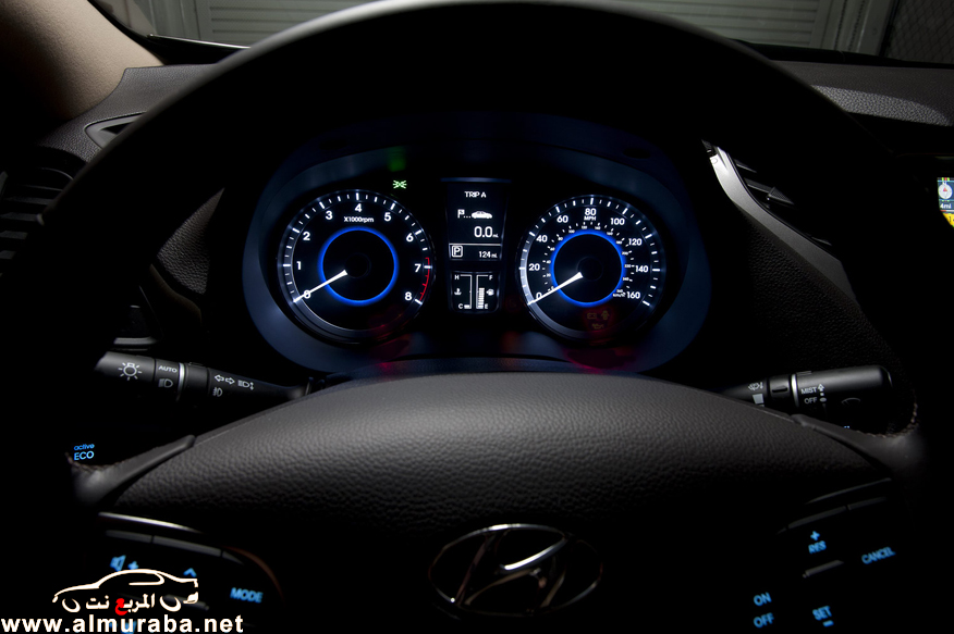2014-Hyundai-Azera-Carscoop11