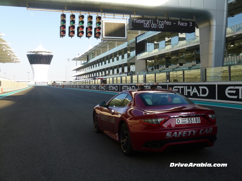 2014-Maserati-GranTurismo-MC-Stradale-at-Trofeo-Series-Abu-Dhabi-7