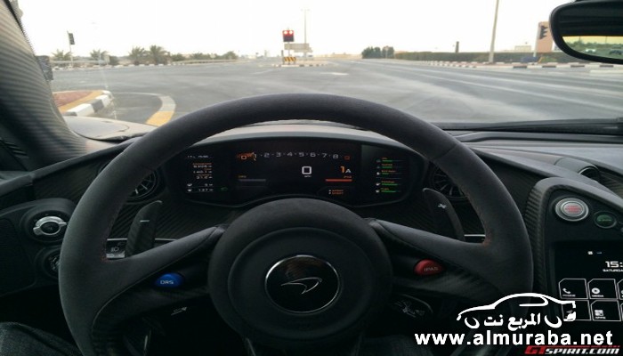 2014-McLaren-P1-Dashboard-640x480