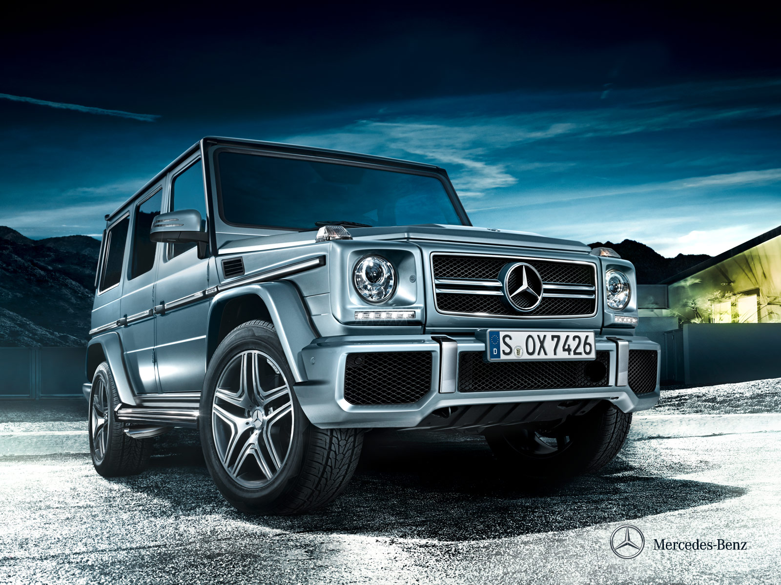 2014-Mercedes-Benz-G-Class-4-Door-Pictures