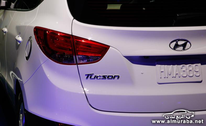 2014-hyundai-tucson-fuel-cell-taillight-and-badges-photo-556171-s-787x481