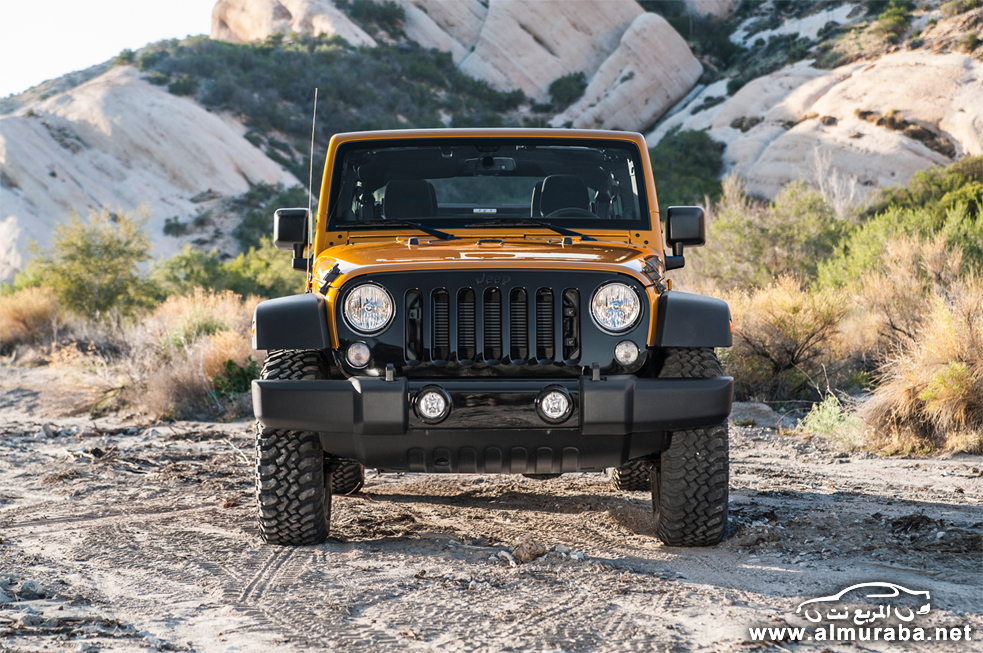 2014-jeep-wrangler-unlimited-willys-wheeler-edition-front-end