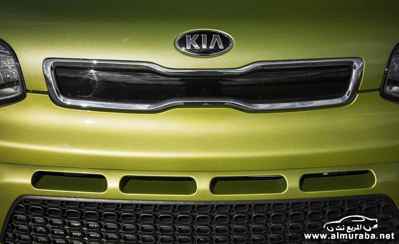 2014-kia-soul-20l-grille-and-badge-photo-553501-s-787x481