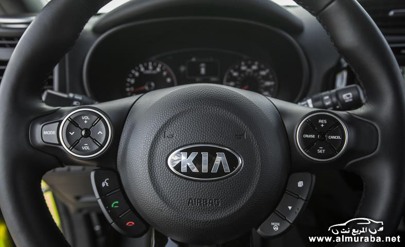 2014-kia-soul-20l-steering-wheel-photo-553520-s-787x481