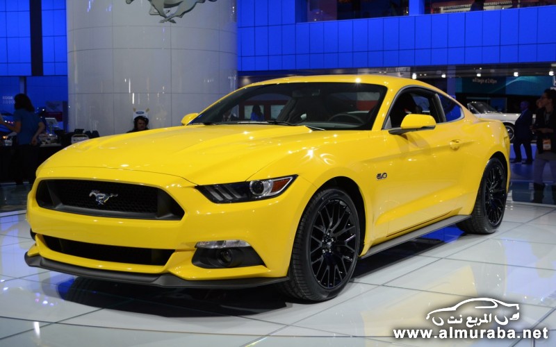 2015-Ford-Mustang-GT-at-2014-NAIAS-front-quarter