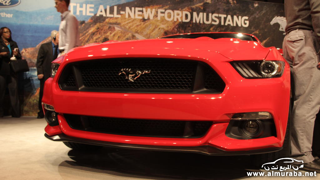 2015-Ford-Mustang-Nose-Close-Up