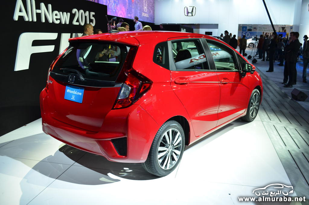 2015-Honda-Fit-04