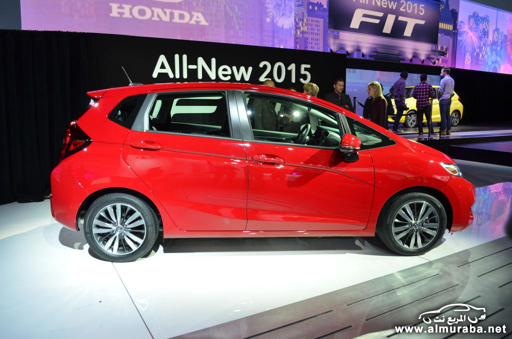 2015-Honda-Fit-06
