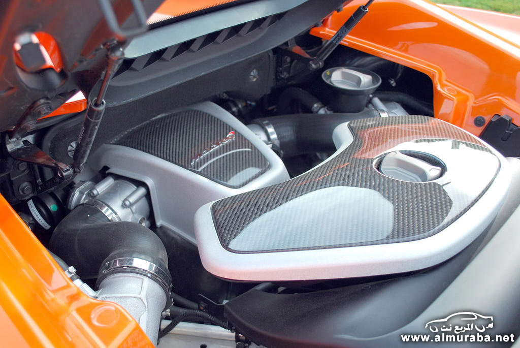 2015-McLaren-650S-11