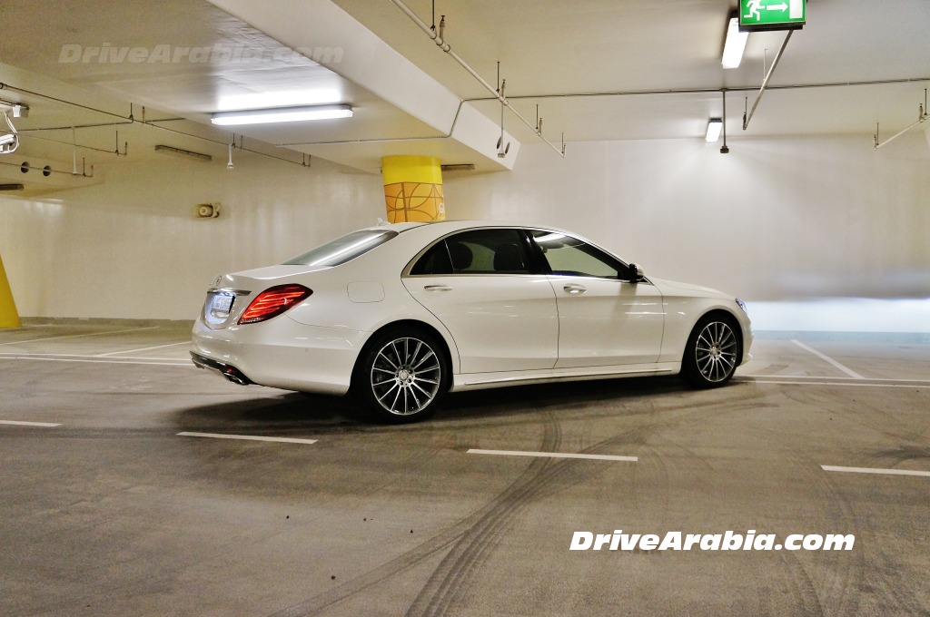2015-Mercedes-Benz-S-400-in-the-UAE-3