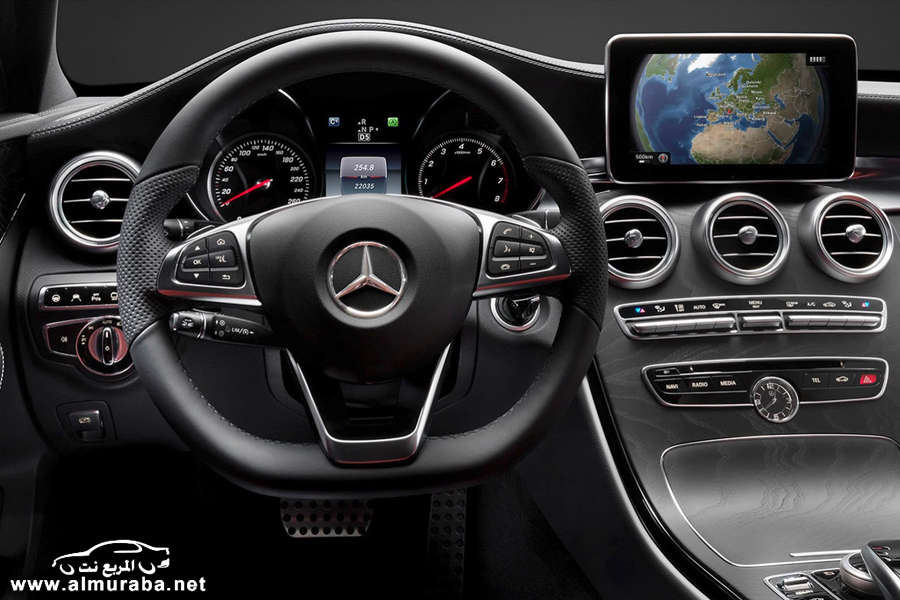 2015-Mercedes-C-Class-Interior-2[2]