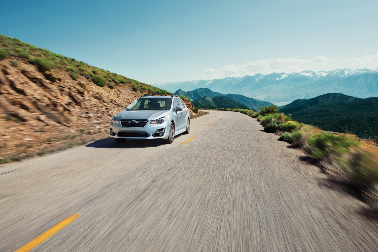 سوبارو امبريزا 2015 بتحسينات متوسطة 2015-Subaru-Impreza-1.jpg
