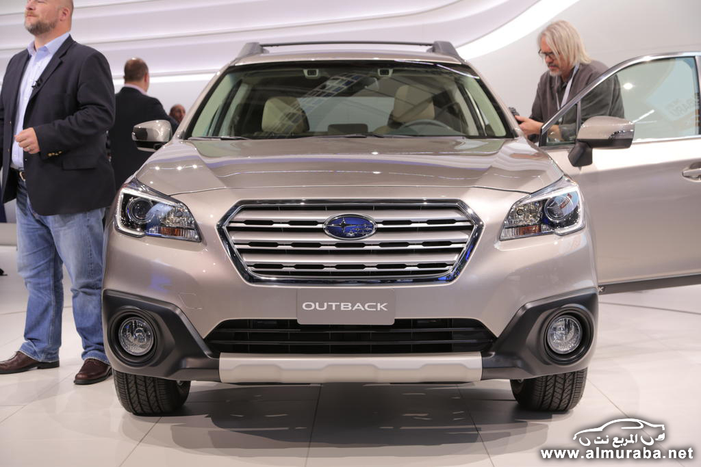 2015-Subaru-Outback-01