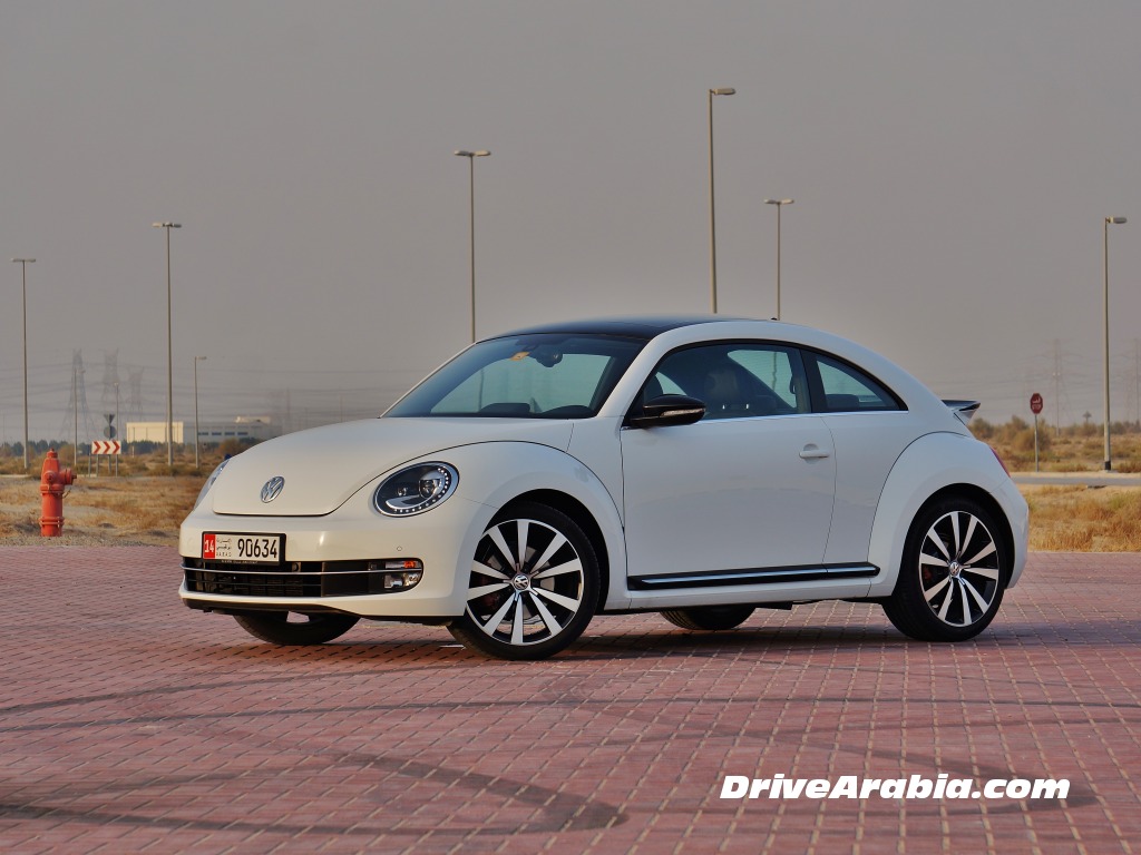 السيارة الجديدة فولكس واجن بيتل 2015-Volkswagen-Beetle-in-the-UAE-2.jpg
