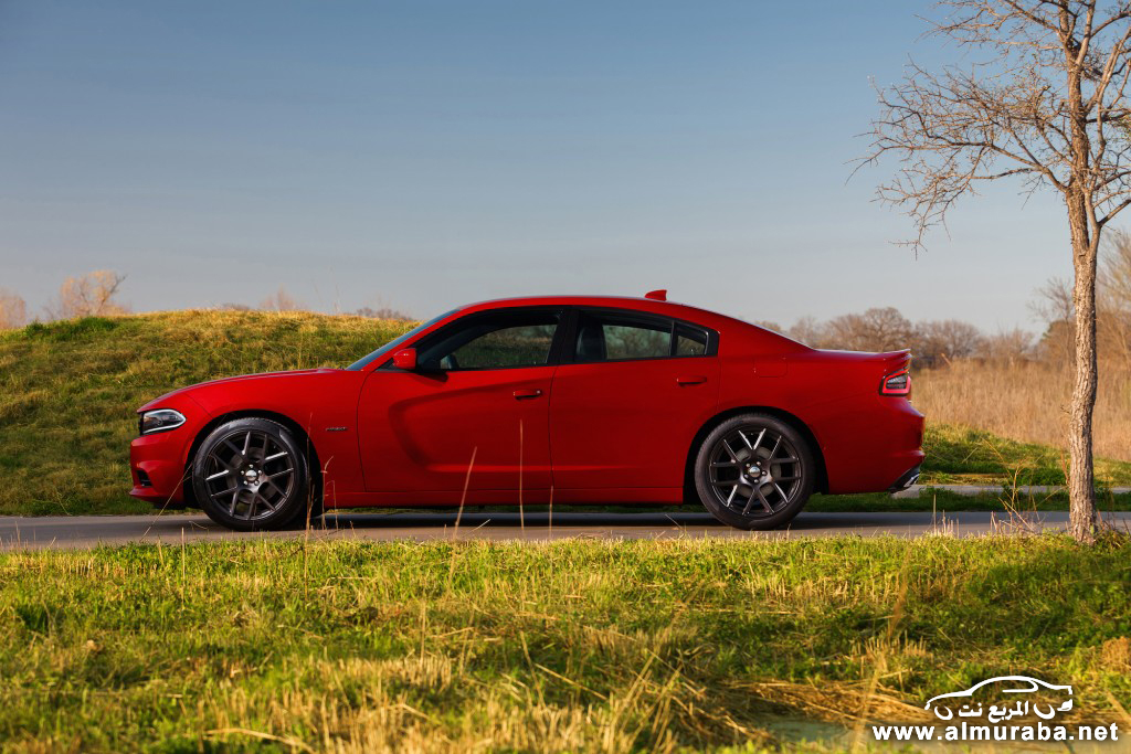 2015-dodge-charger-09
