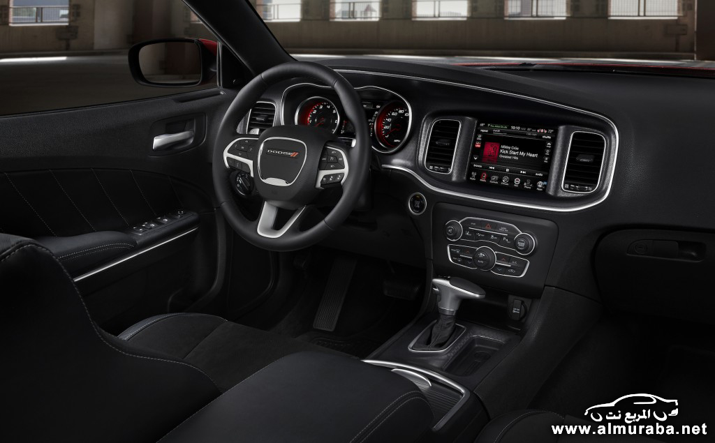 2015-dodge-charger-24