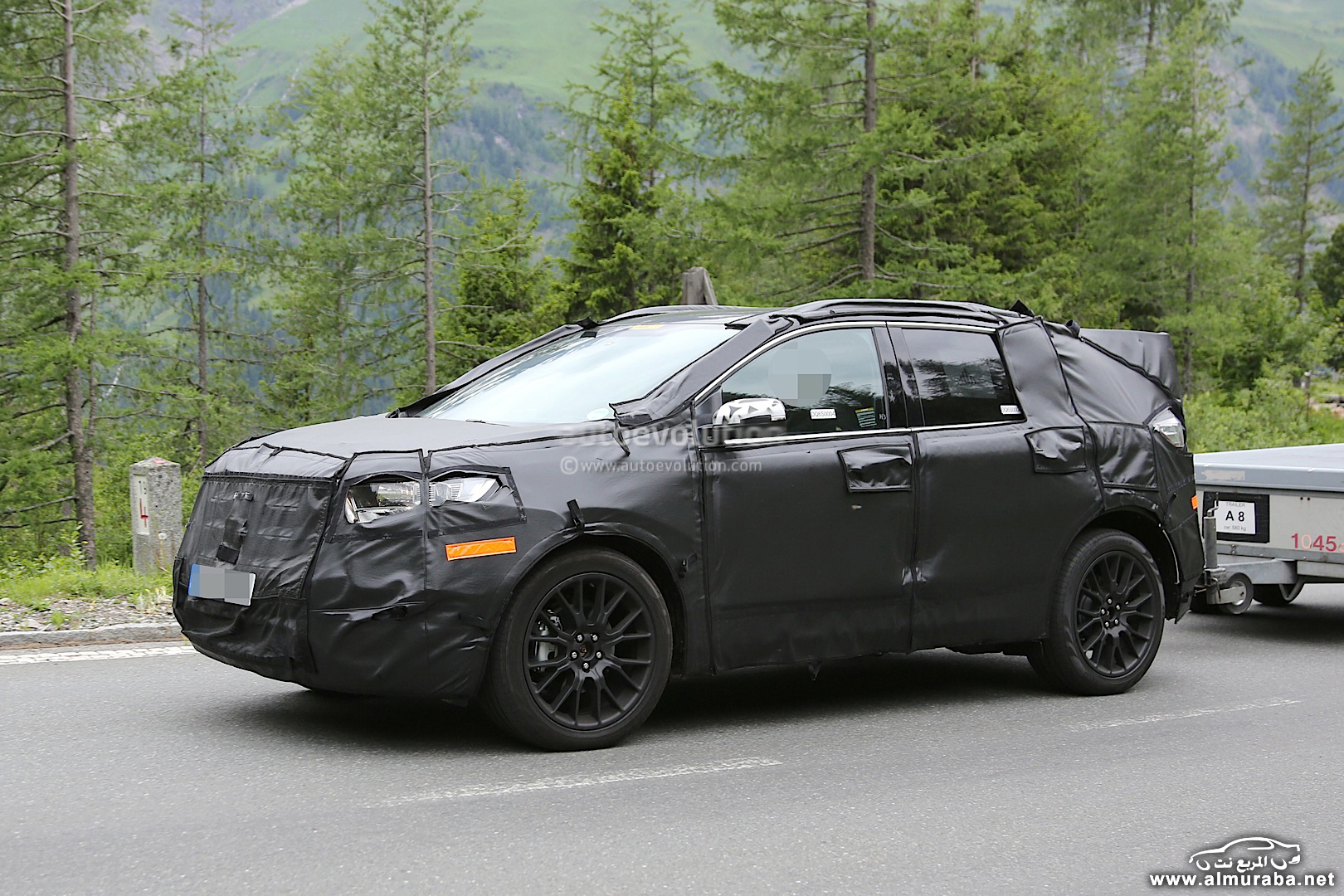 2015-ford-edge-spied-testing-in-europe-photo-gallery_3