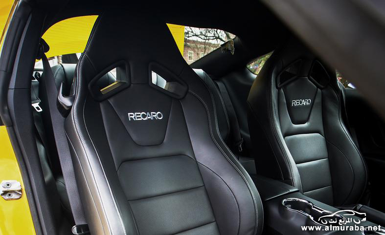 2015-ford-mustang-23l-ecoboost-interior-photo-598689-s-787x481