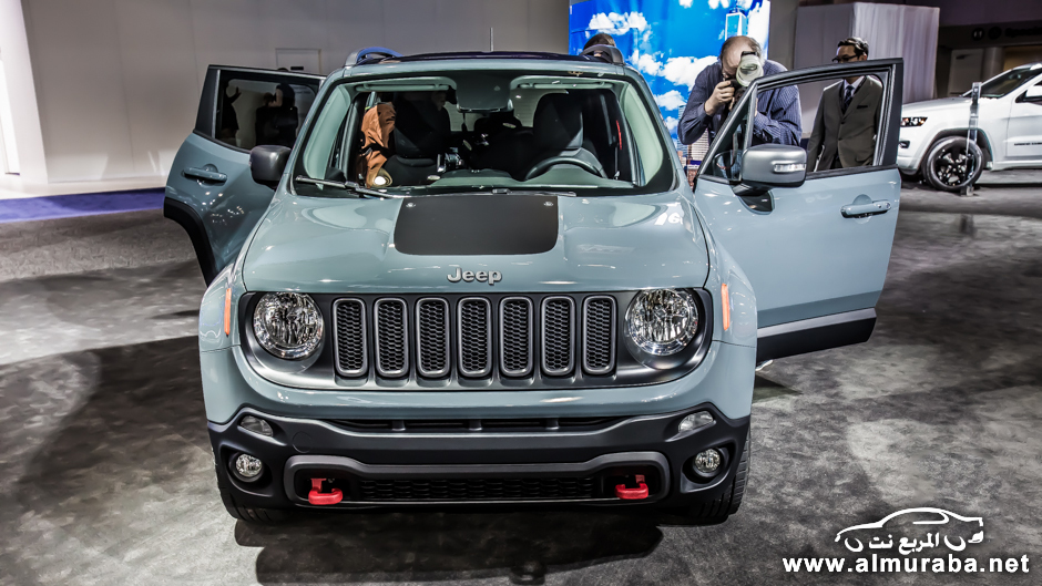 2015-jeep-renegade-nyias-3