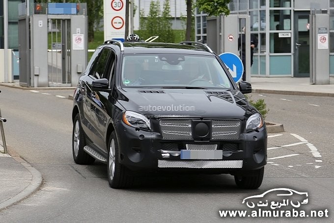 2015-mercedes-benz-m-class-facelift-w166-uncovers-more-skin-photo-gallery-medium_1